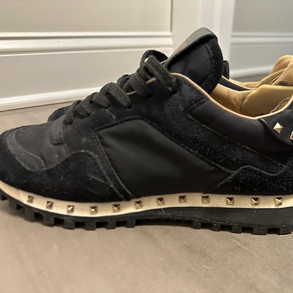 Valentino Rockstud Rockrunner Black Camo Pattern Sneaker Size 39 / 9 - Picture 3 of 13